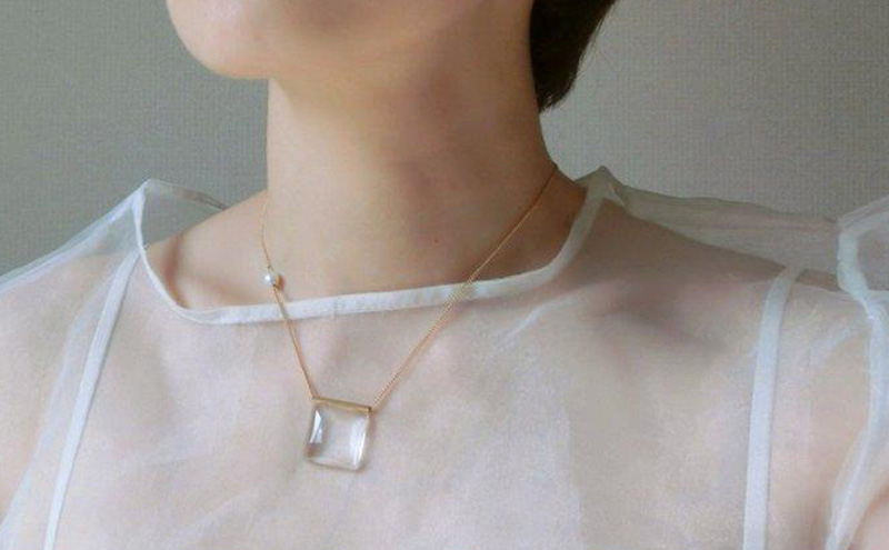 loupe necklace ネックレス パール1個 [Q]handmadejewely【ガラス シャープ ロング シンプル クール シャープ 可愛い ギフト プレゼント ハンドメイド ジュエリー 手作り  職人 上品 華やか  ドレス 大人の雰囲気  ラッピング 母の日 結婚式】